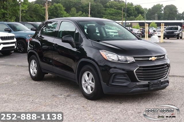 2019 Chevrolet Trax LS's photo