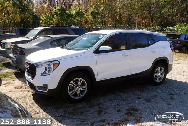 2024 GMC Terrain SLE's photo