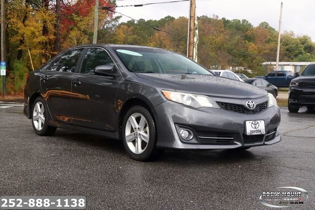 2012 Toyota Camry SE