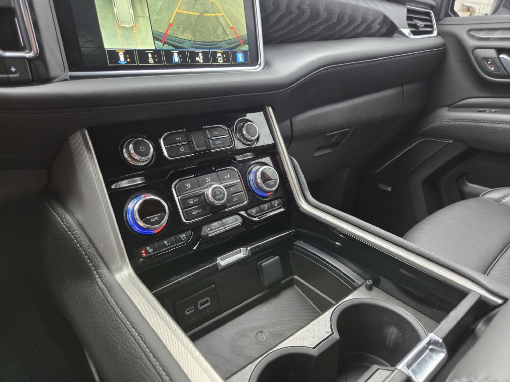 2024 GMC Yukon XL Denali - Photo 14