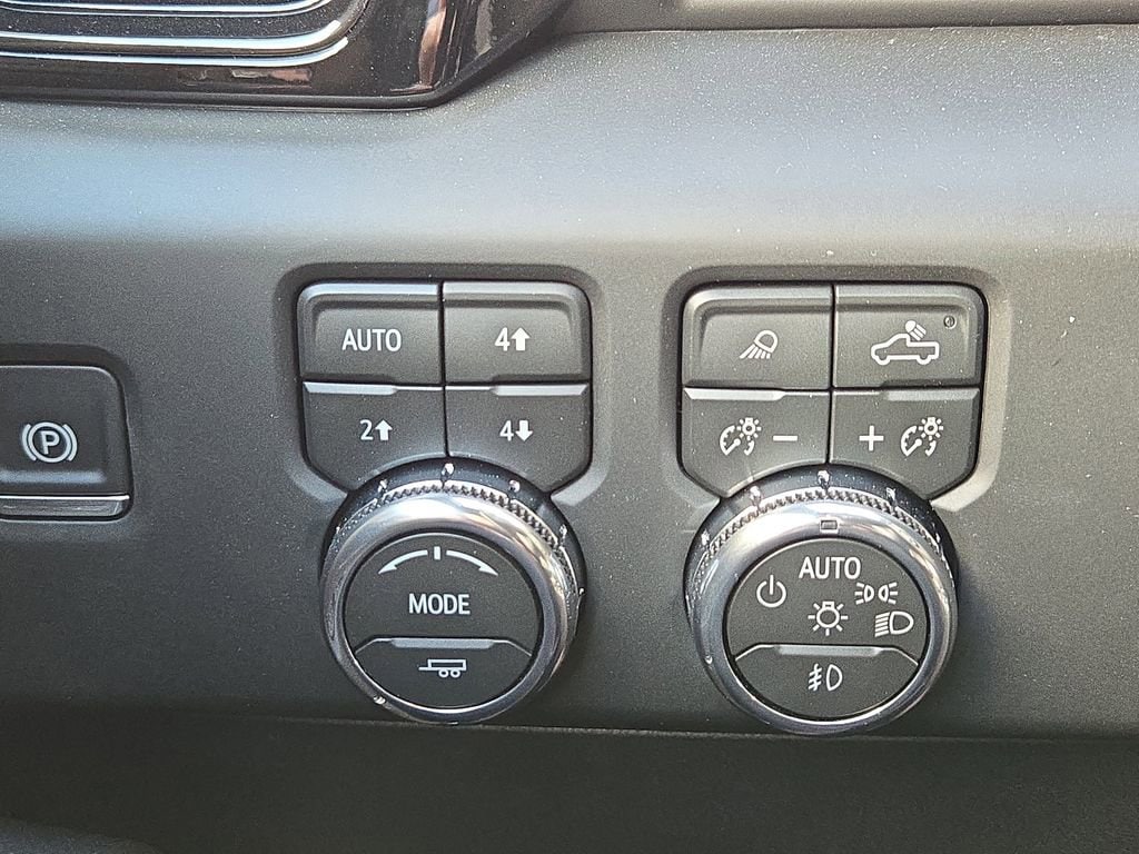 2026 GMC Sierra 1500 AT4X - Photo 20