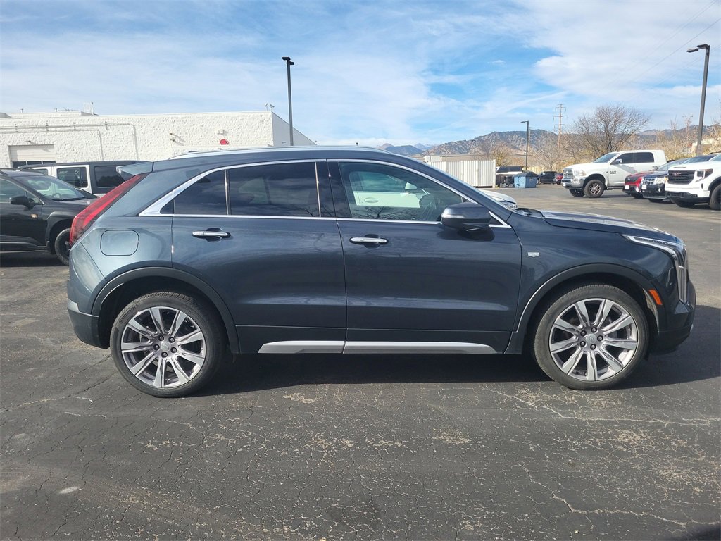 2021 Cadillac XT4 Premium Luxury photo 4