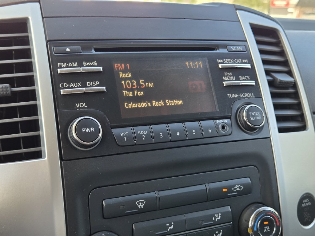 2014 Nissan Frontier SV - Photo 12