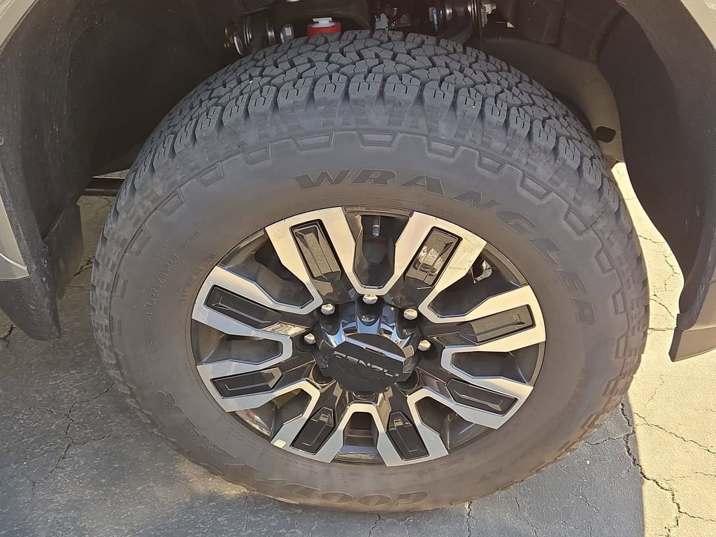 Certified 2025 GMC Sierra 2500 HD Denali Ultimate Truck Crew Cab