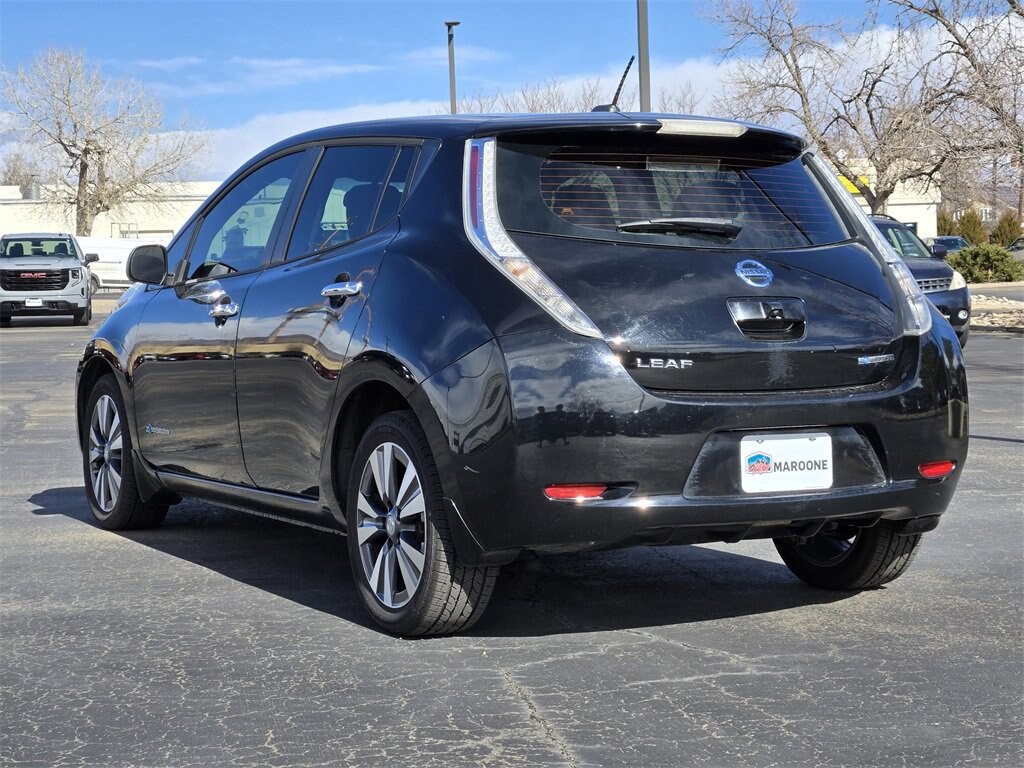 Used 2015 Nissan LEAF SV Hatchback