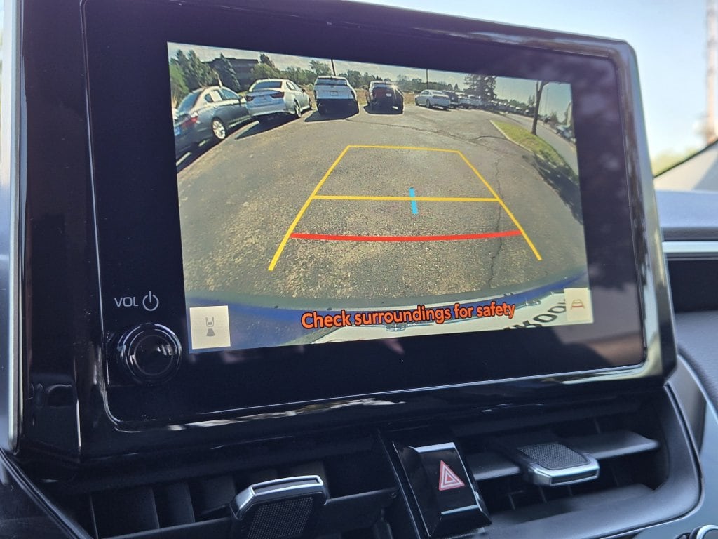 2024 Toyota Corolla Cross XLE - Photo 12