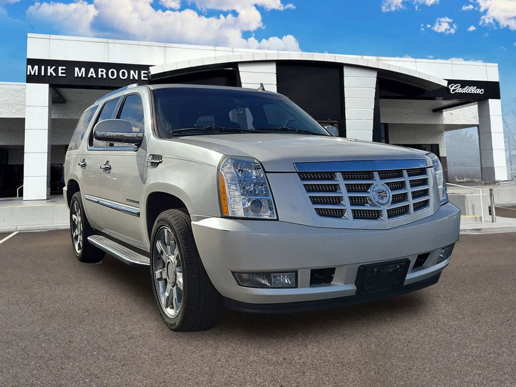 Used 2010 CADILLAC Escalade Luxury SUV