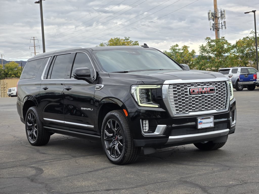 2024 GMC Yukon XL Denali - Photo 2