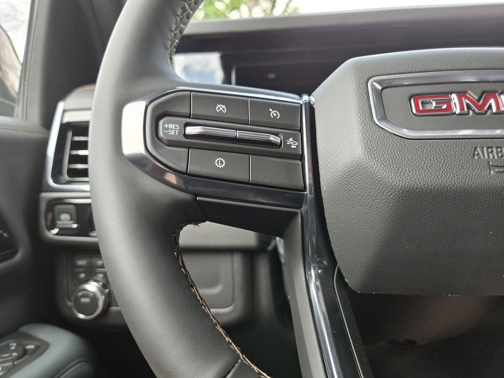 2026 GMC Yukon AT4 - Photo 15