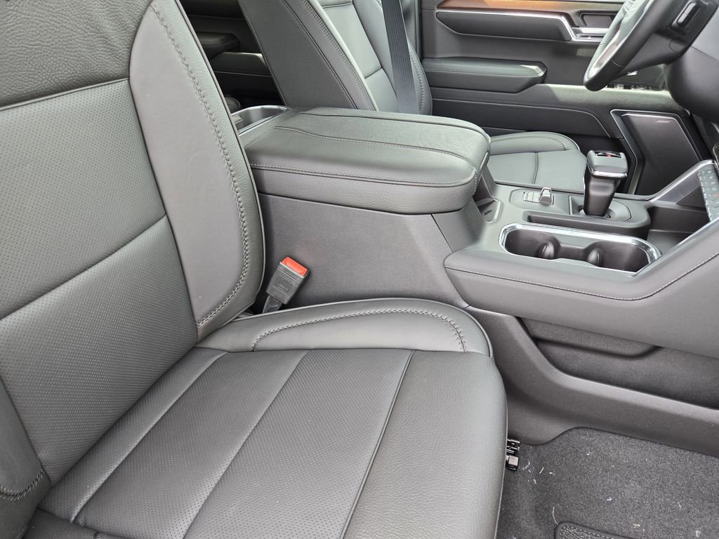 2026 GMC Sierra 1500 Denali - Photo 9