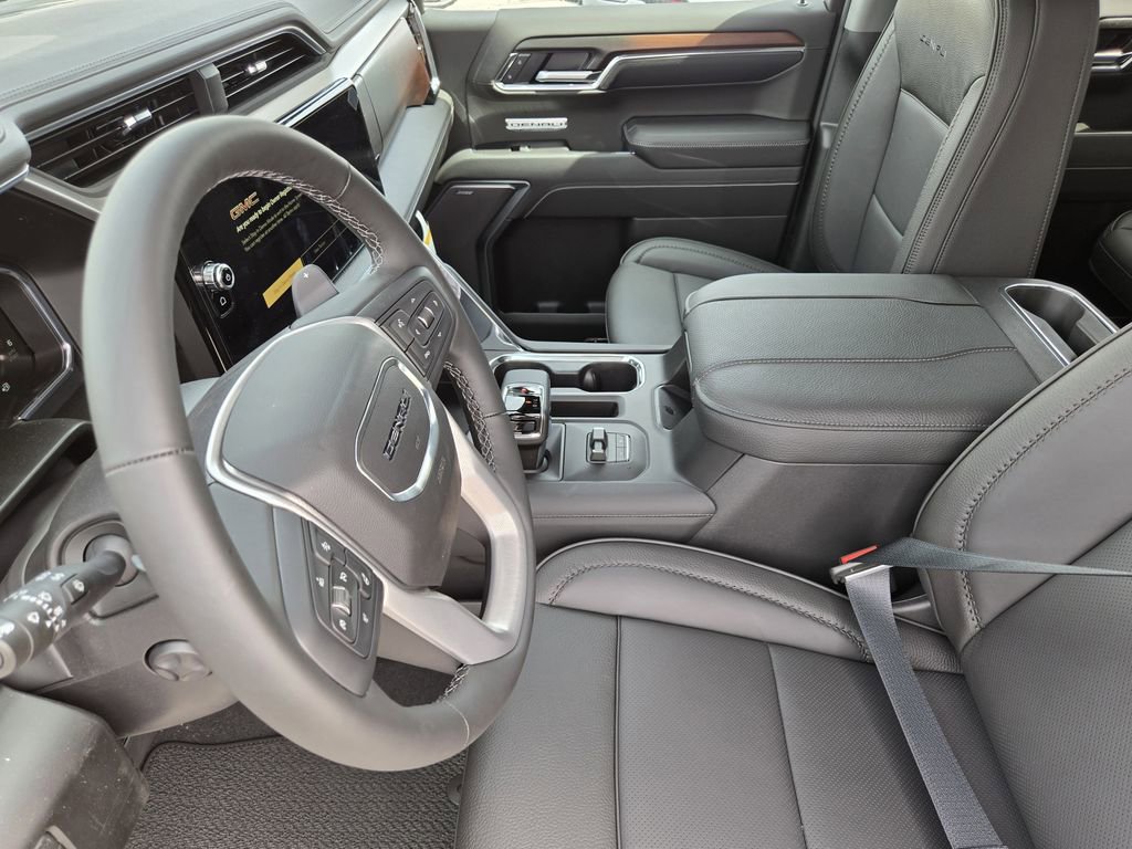 2026 GMC Sierra 1500 Denali - Photo 8