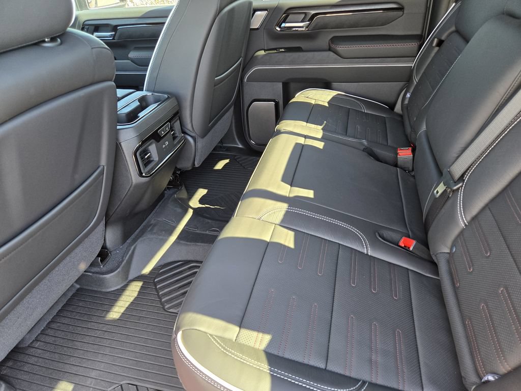 2026 GMC Sierra 2500HD AT4X - Photo 18