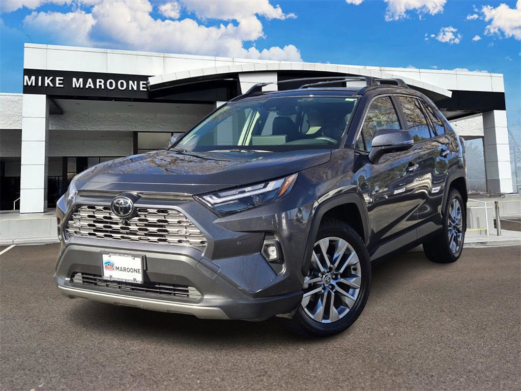 2024 Toyota RAV4 Limited's photo