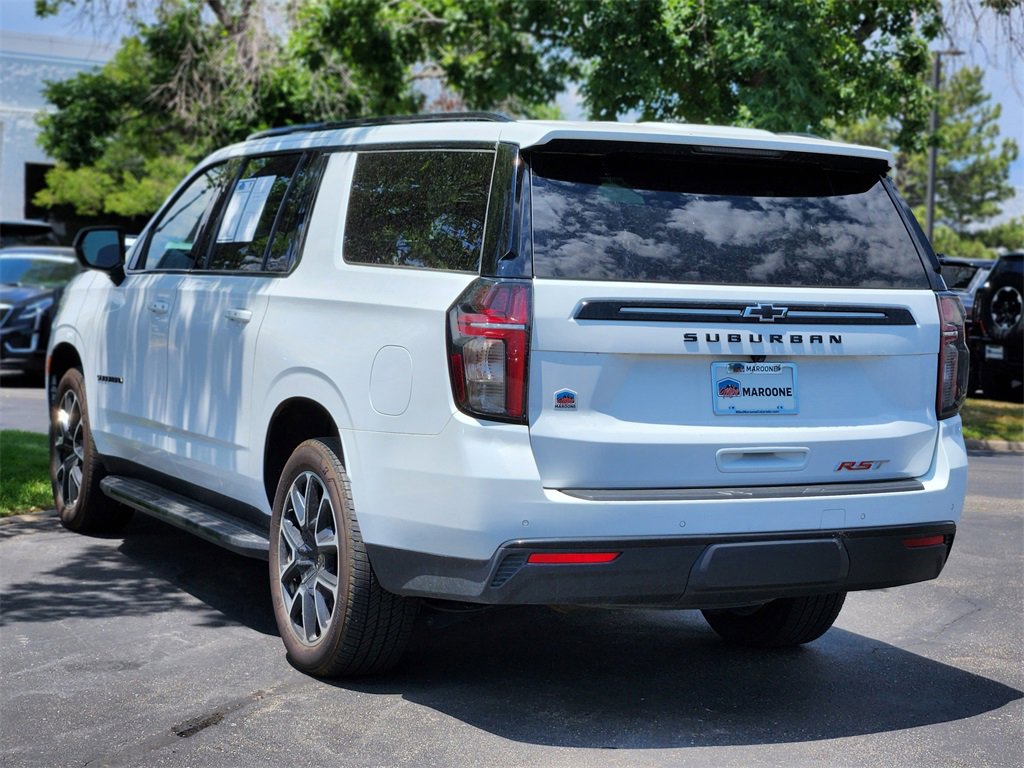2023 Chevrolet Suburban RST photo 4