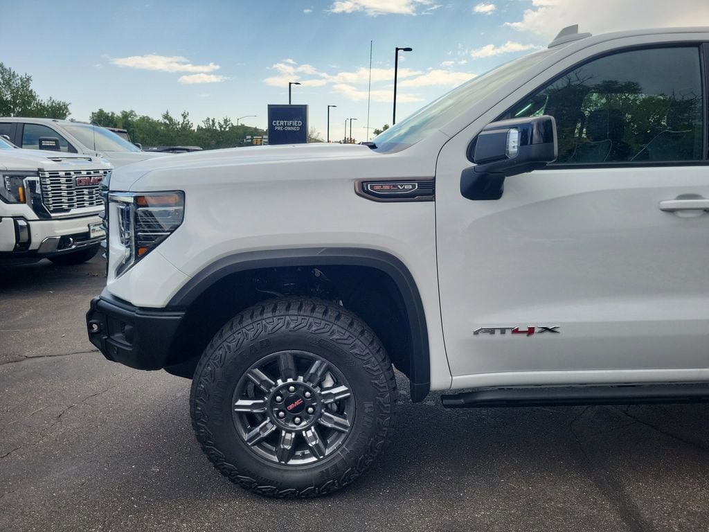 2026 GMC Sierra 1500 AT4X - Photo 6