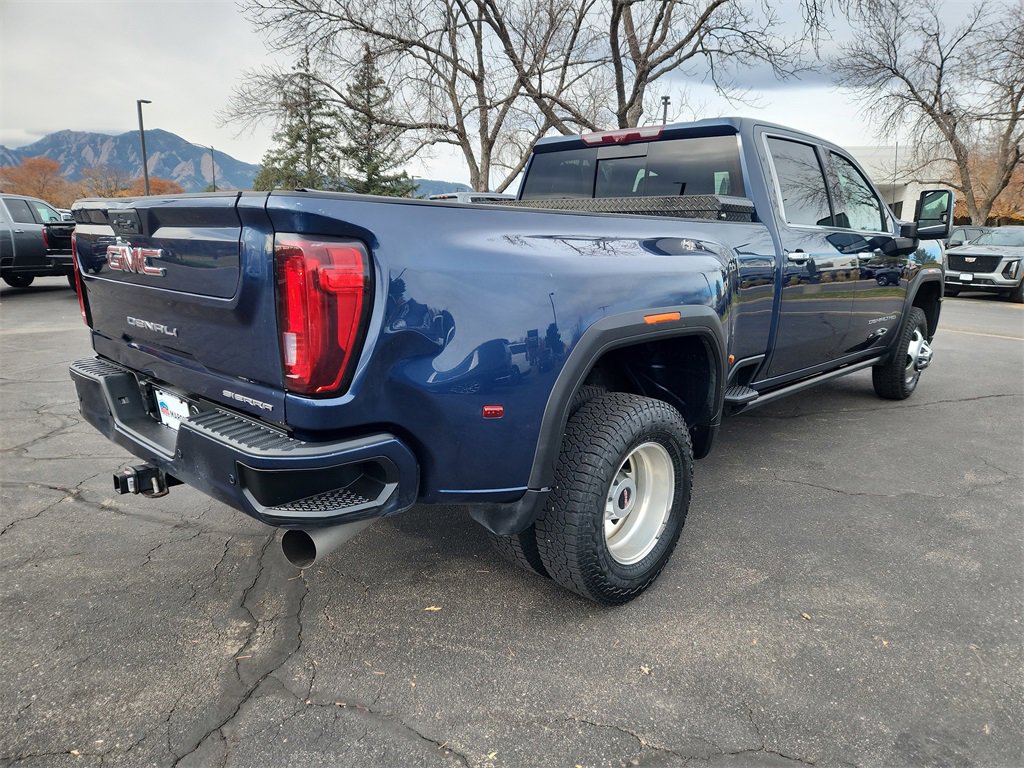 2022 Gmc Sierra 3500 HD Denali photo 3