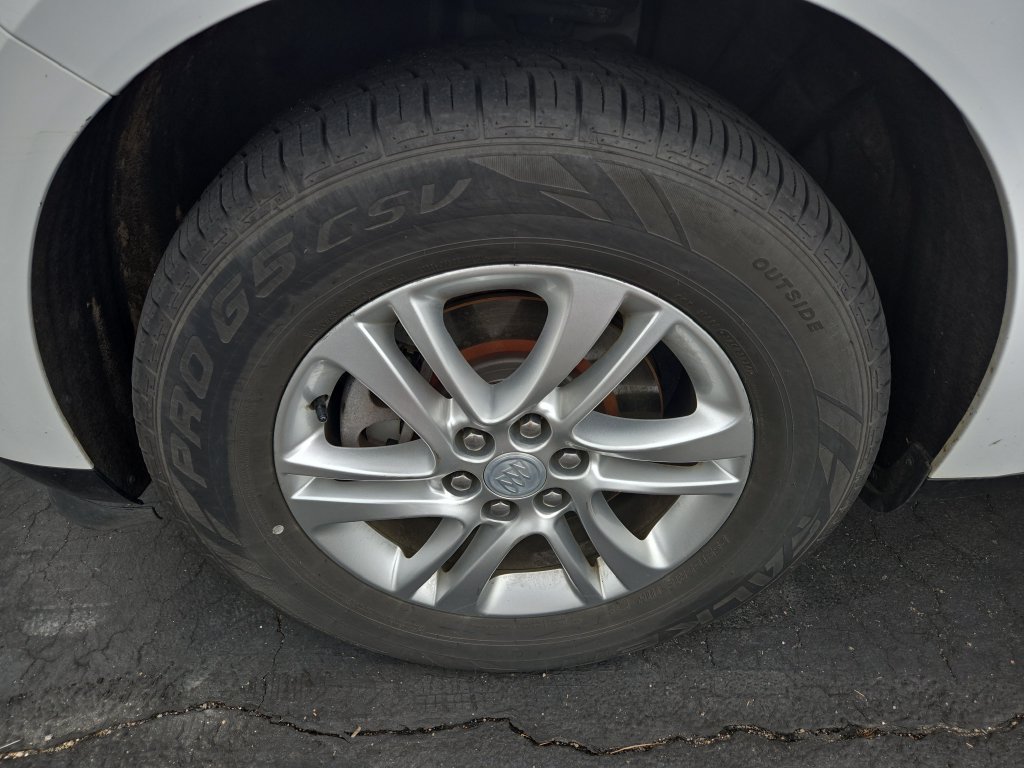 2019 Buick Enclave Essence - Photo 2