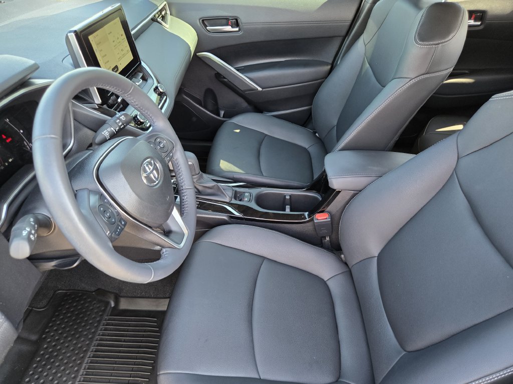 2024 Toyota Corolla Cross XLE - Photo 8
