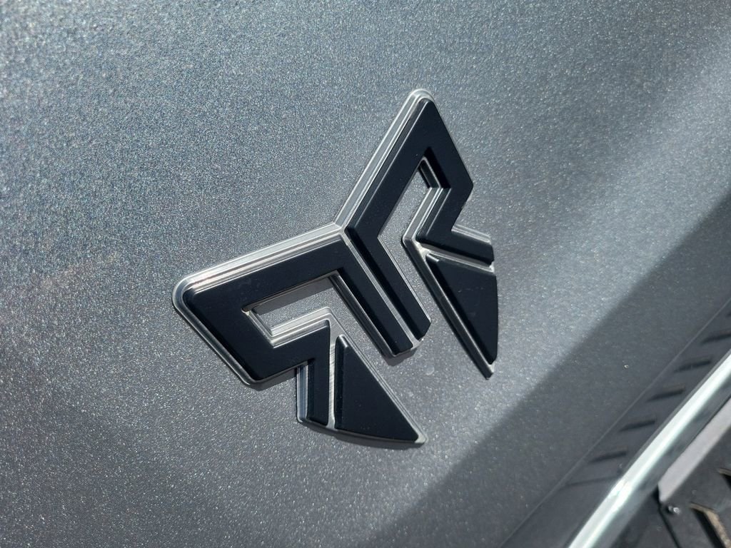 2025 GMC Sierra 1500 AT4 - Photo 8