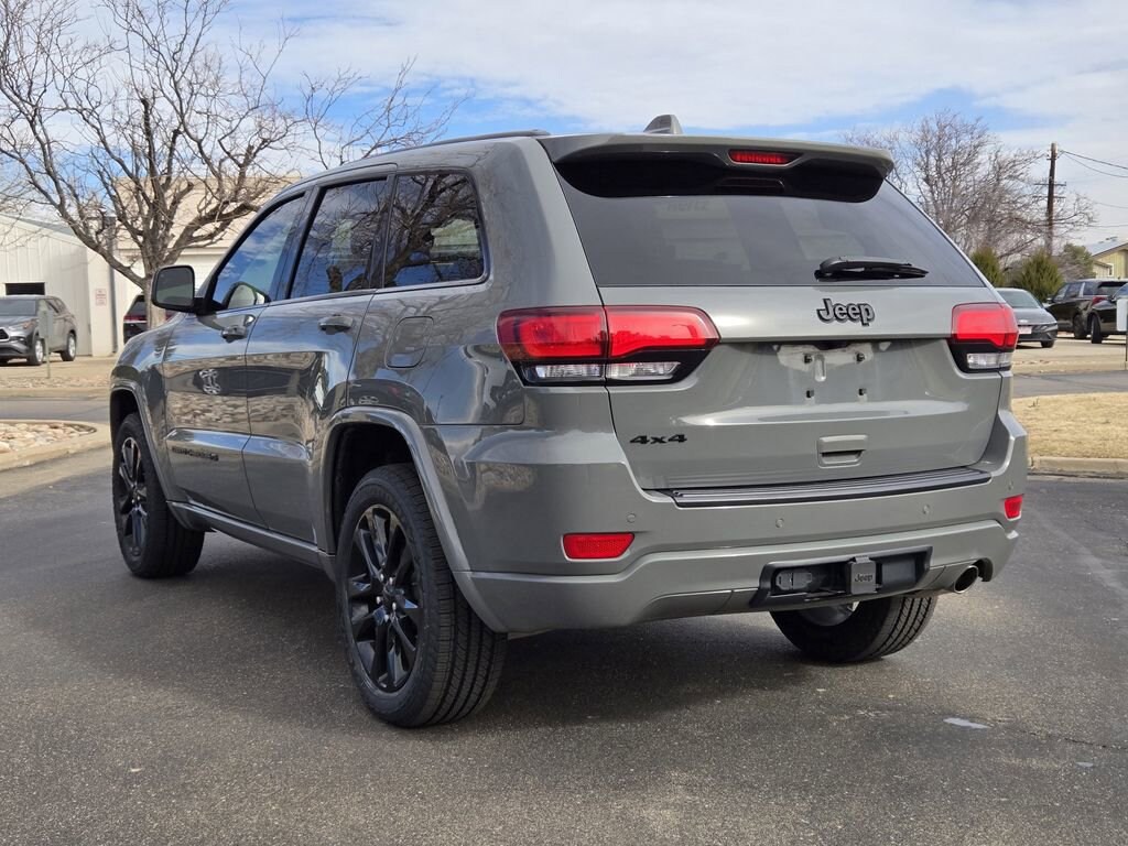 Used 2022 Jeep Grand Cherokee WK Laredo SUV