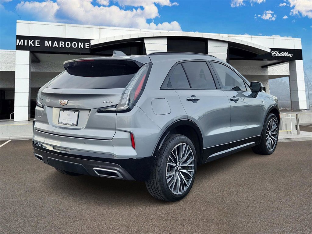 2024 Cadillac XT4 Sport photo 3
