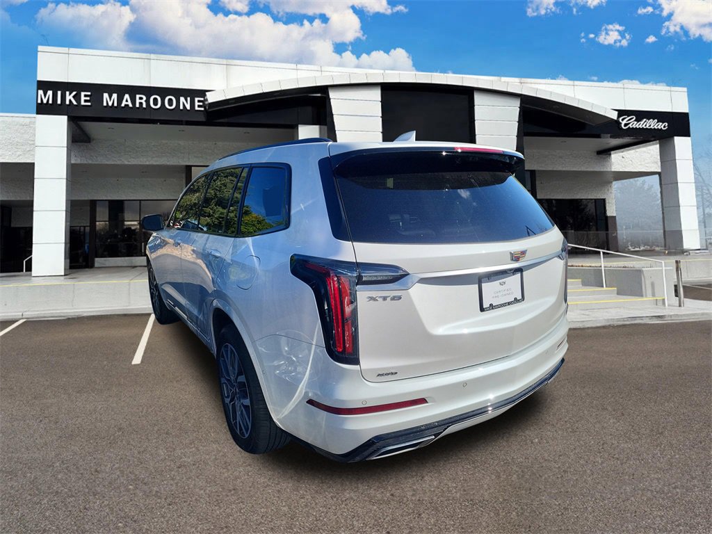 2024 Cadillac XT6 Sport photo 4