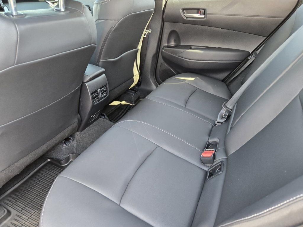 2024 Toyota Corolla Cross XLE - Photo 19