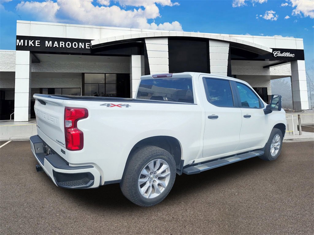 2021 Chevrolet Silverado 1500 Custom photo 2