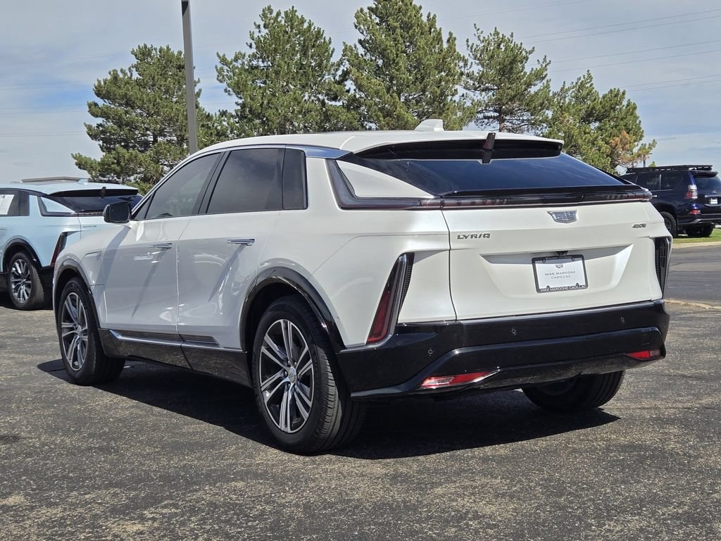 Used 2024 CADILLAC LYRIQ Luxury SUV