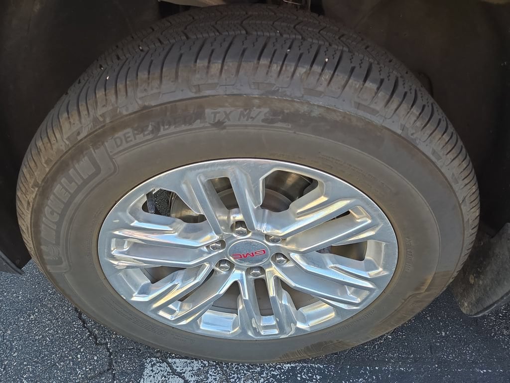 Used 2022 GMC Yukon XL SLT SUV