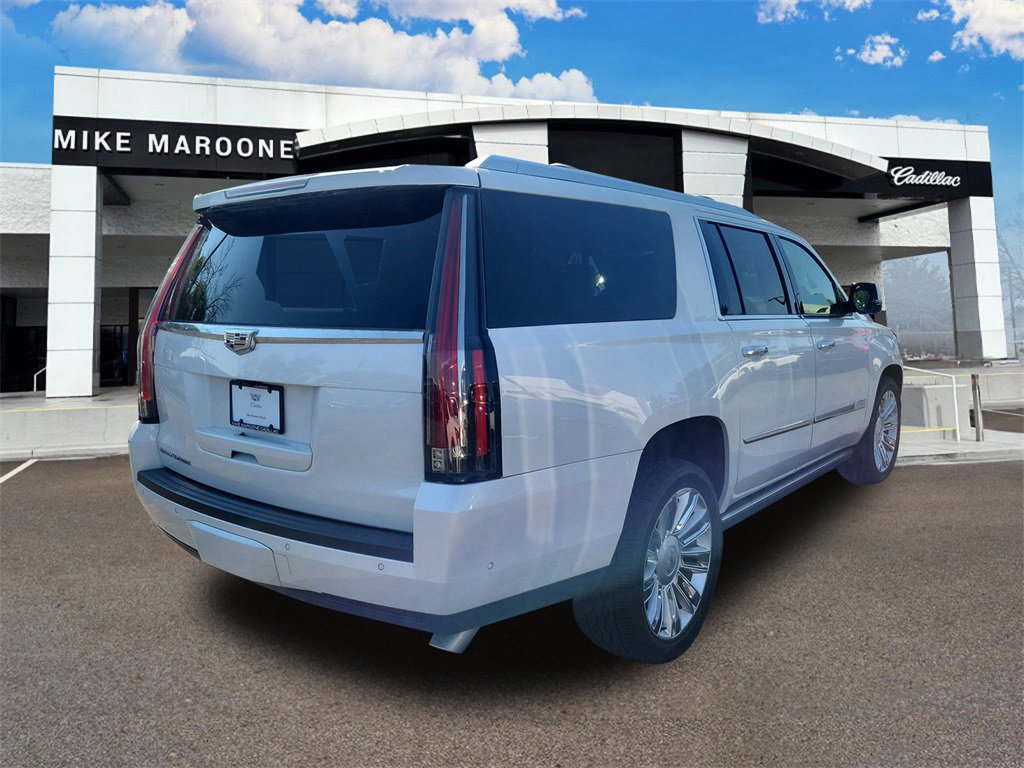 2018 Cadillac Escalade ESV Platinum photo 3