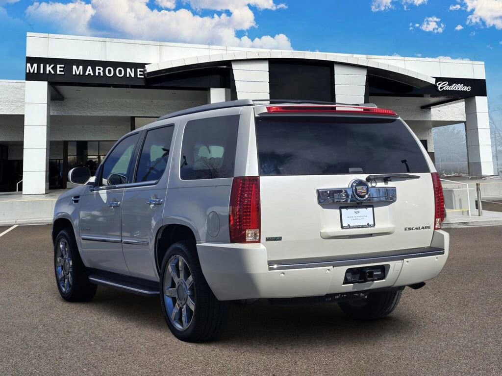 Used 2010 CADILLAC Escalade Luxury SUV