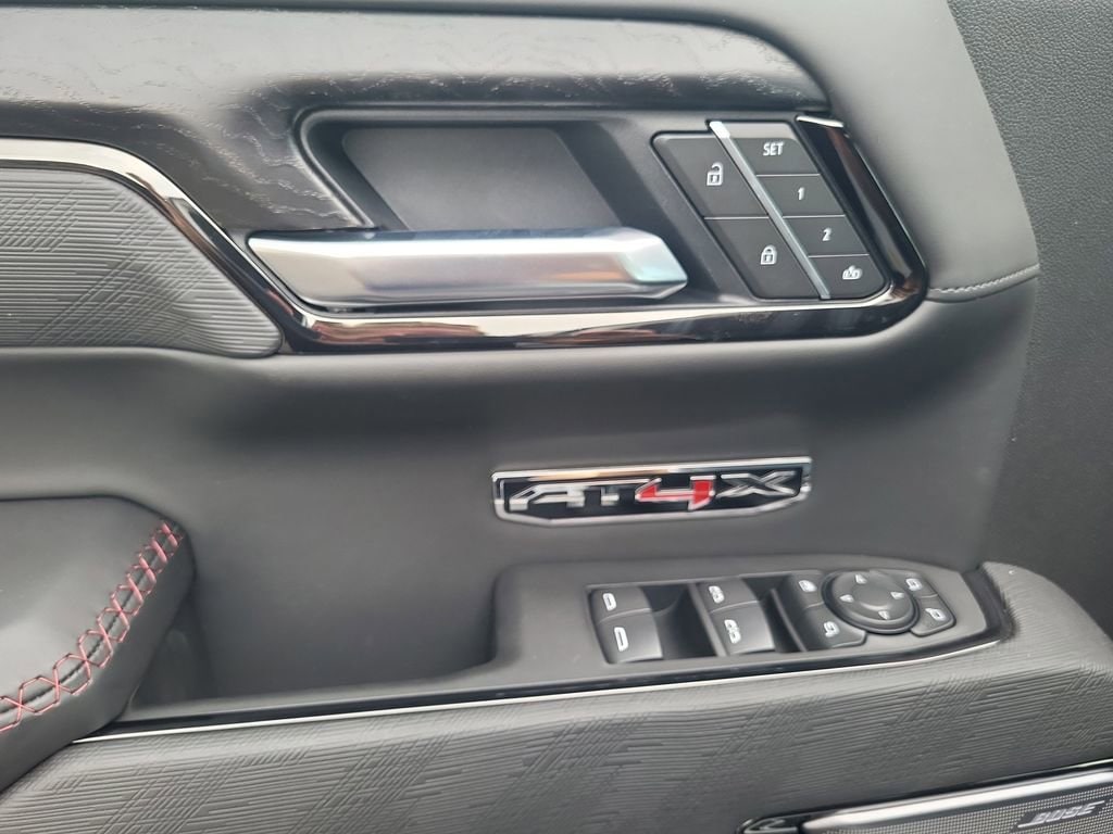 2026 GMC Sierra 1500 AT4X - Photo 11