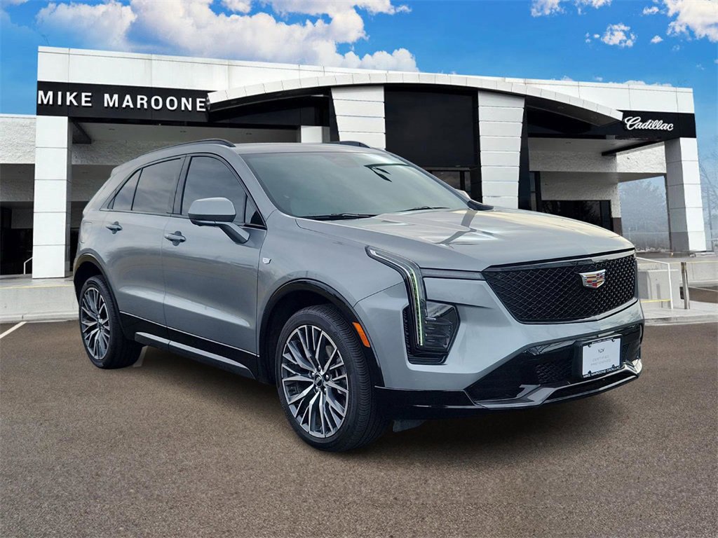 2024 Cadillac XT4 Sport photo 2