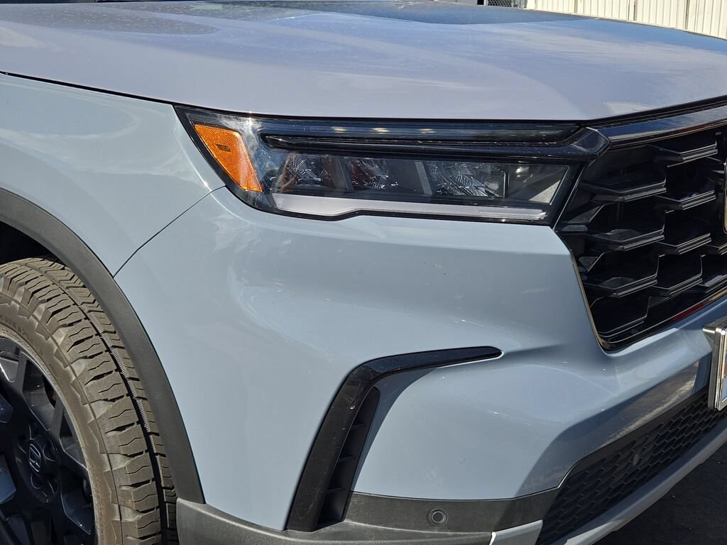 Used 2023 Honda Pilot TrailSport SUV