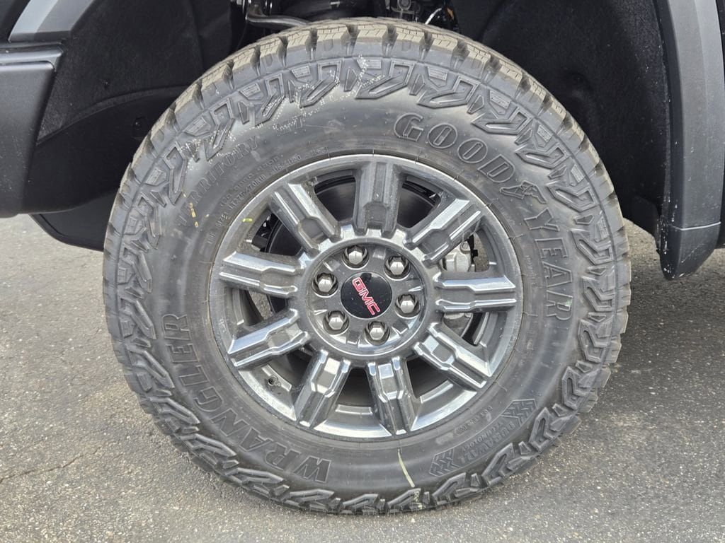 2026 GMC Sierra 1500 AT4X - Photo 7