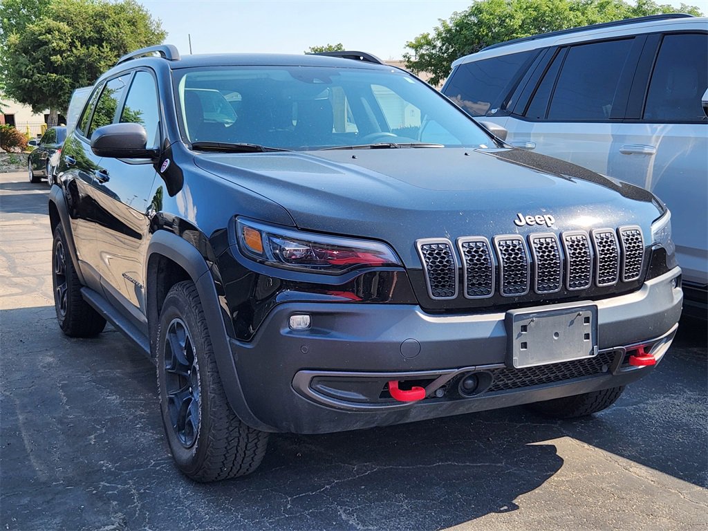 2021 Jeep Cherokee Trailhawk photo 2