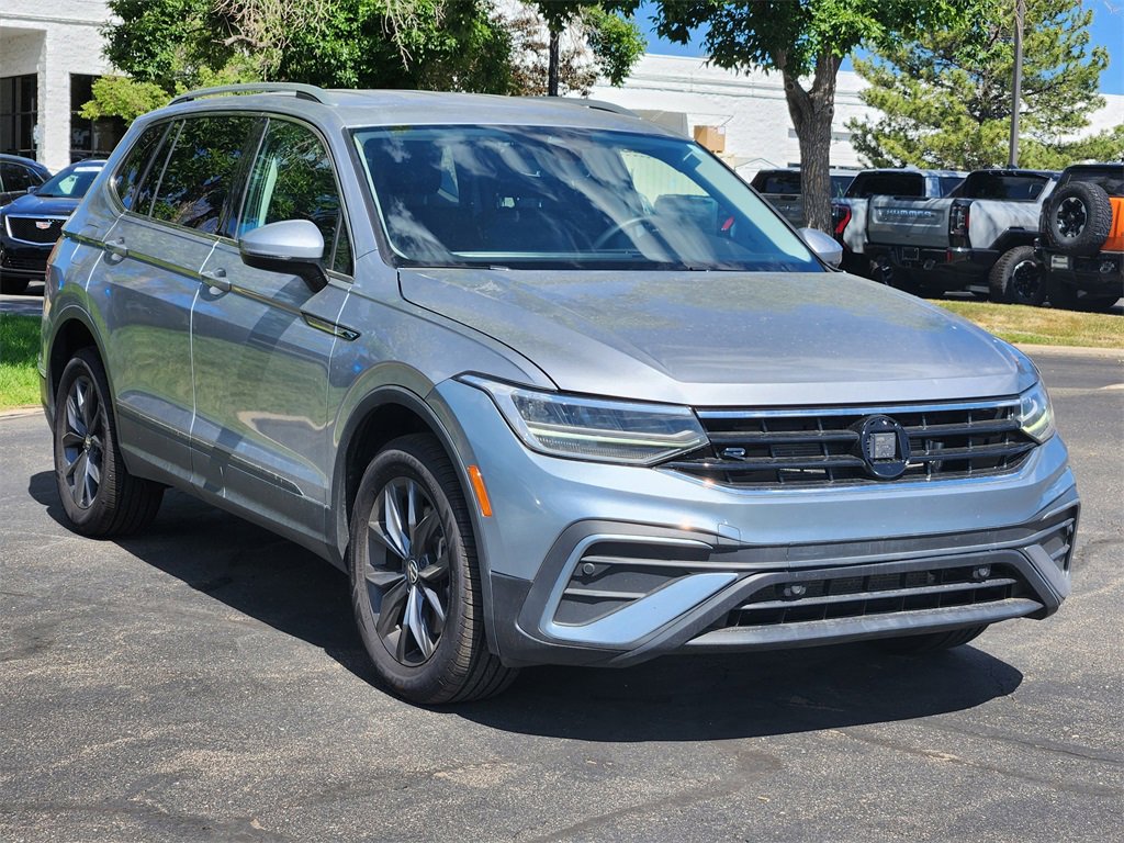 2022 Volkswagen Tiguan SE photo 2