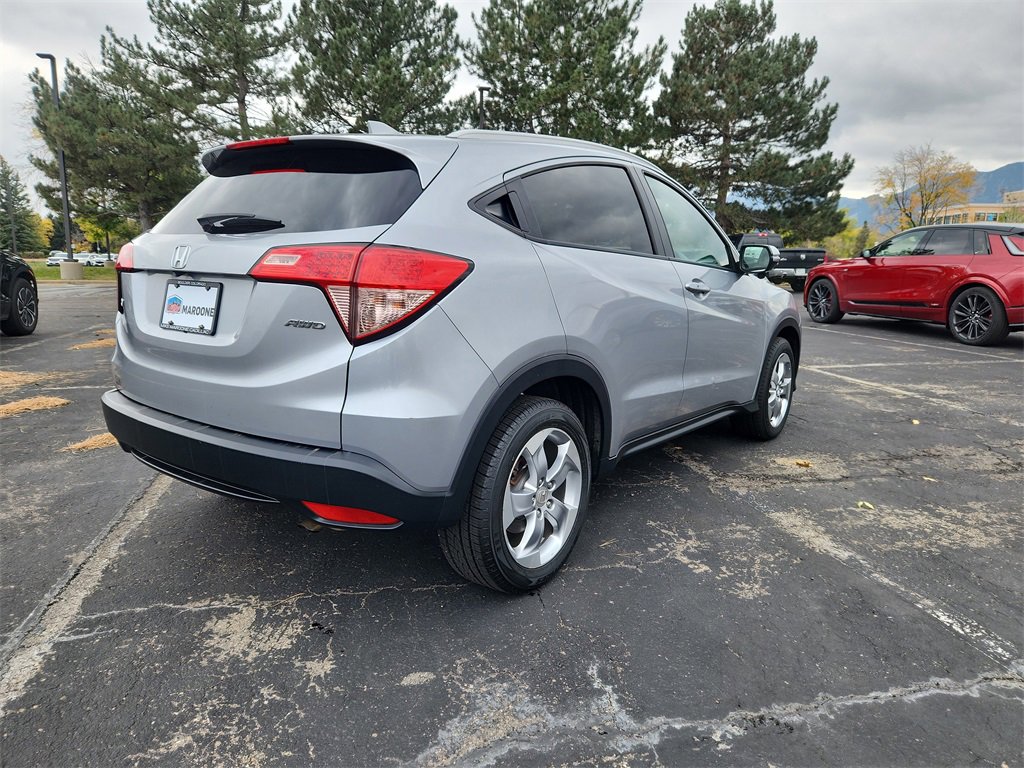 2017 Honda HR-V EX-L photo 3
