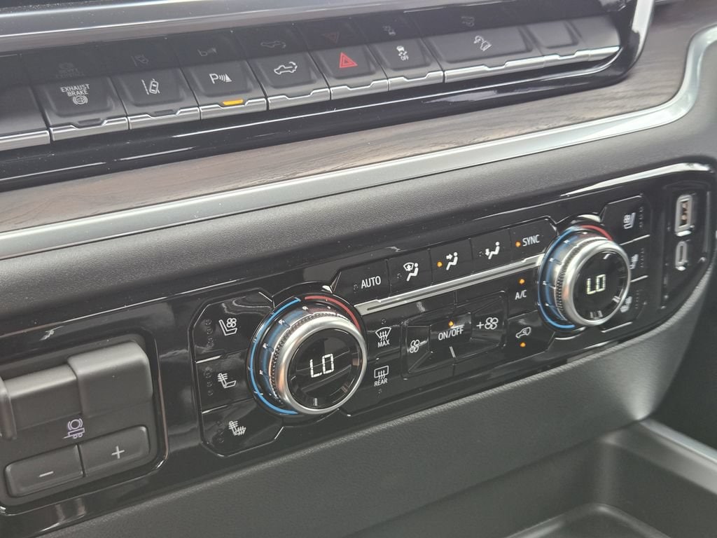 2026 GMC Sierra 2500HD SLT - Photo 13