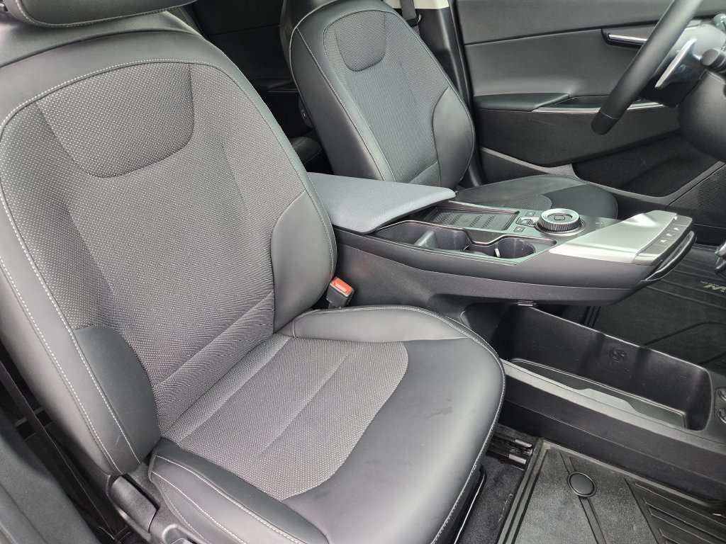 2024 Kia EV6 Light L/R - Photo 9
