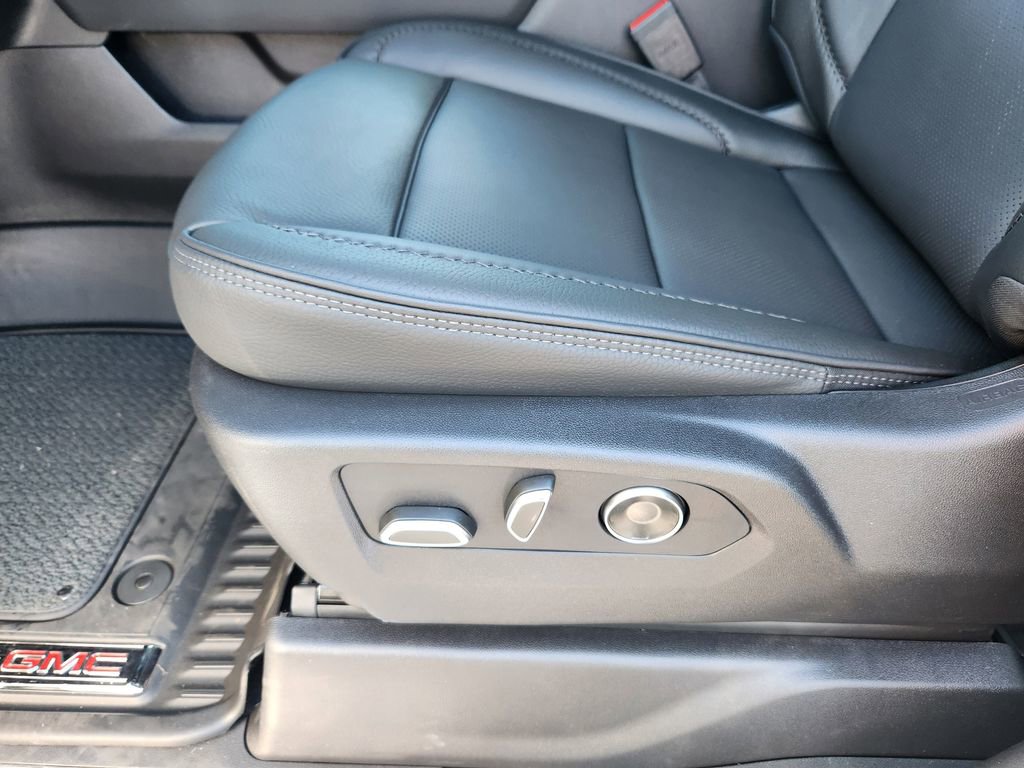 2026 GMC Sierra 1500 Denali - Photo 18