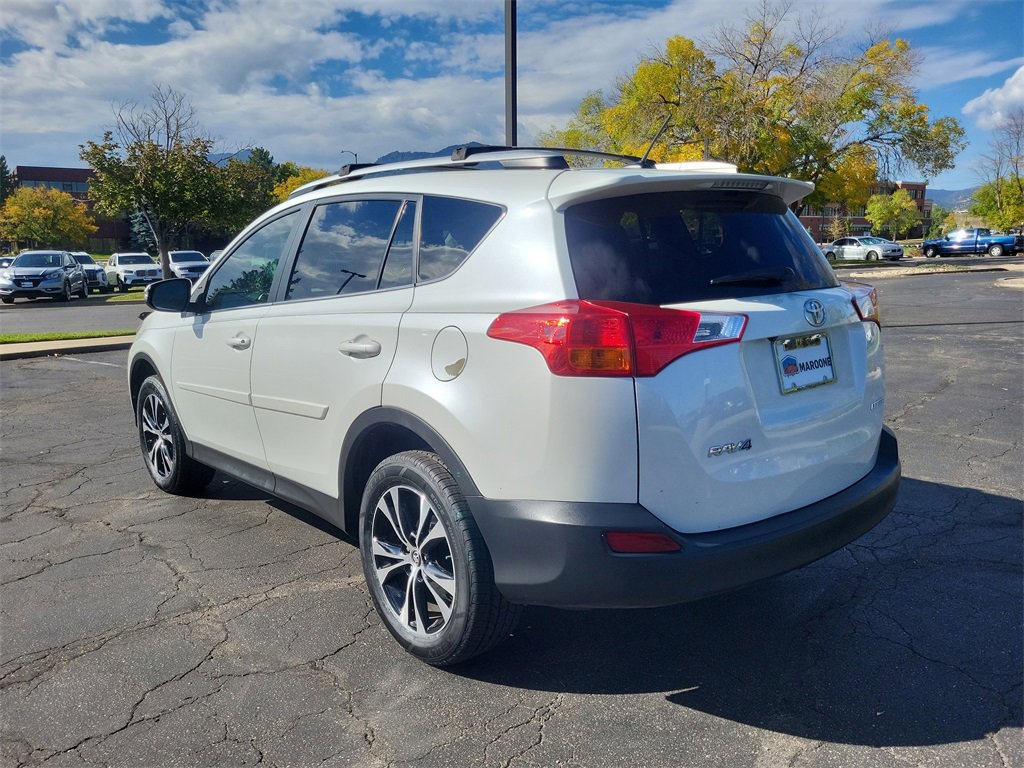 2015 Toyota RAV4 Limited photo 4