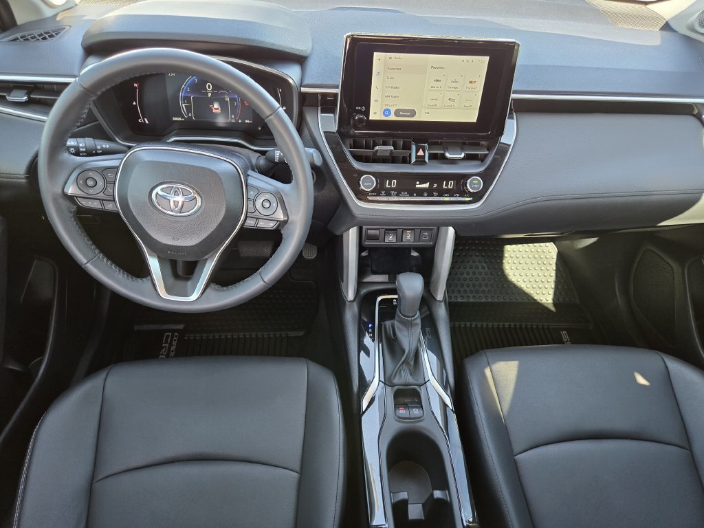 2024 Toyota Corolla Cross XLE - Photo 16
