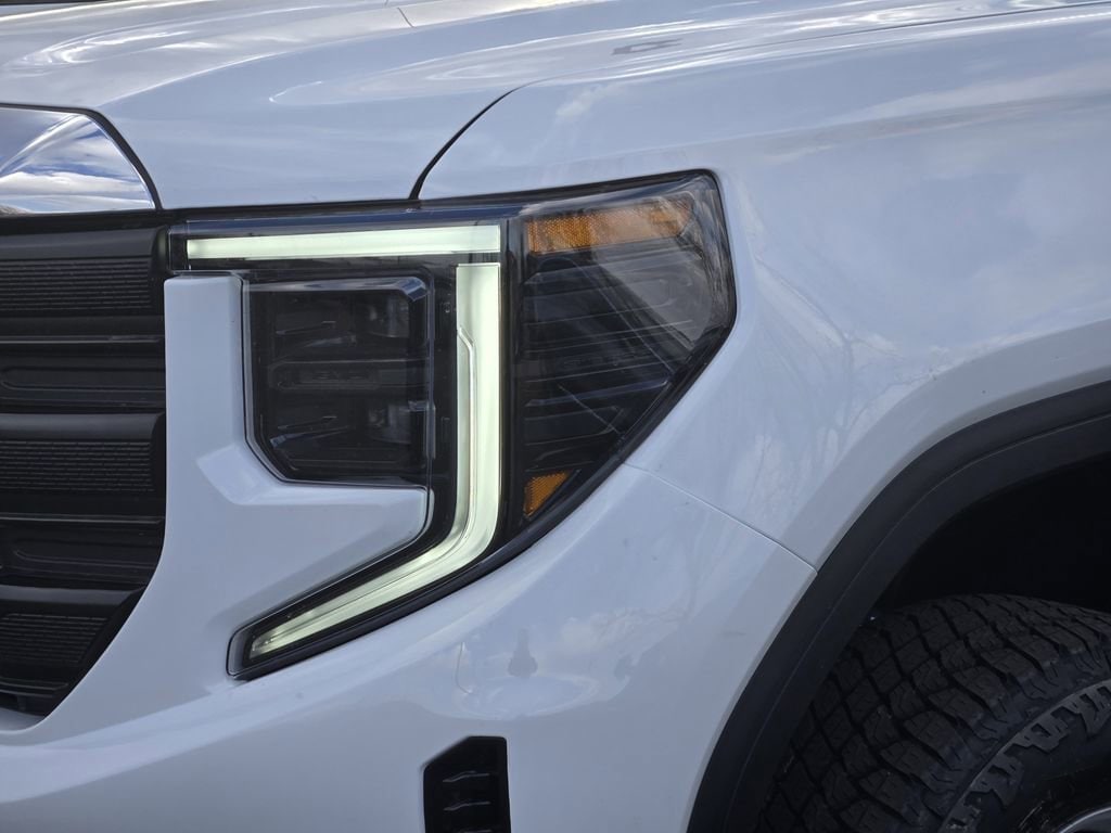 2026 GMC Sierra 1500 Pro - Photo 5