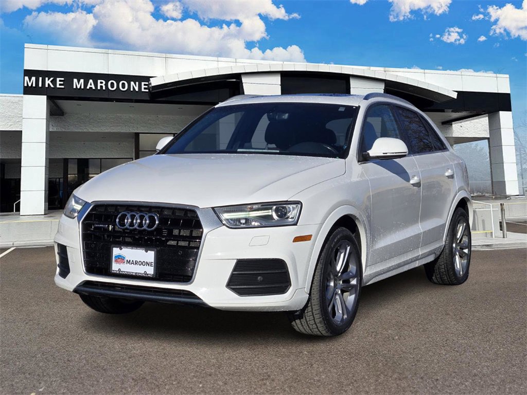 2017 Audi Q3 Premium Plus's photo