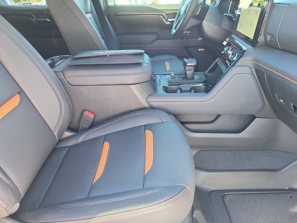 2025 GMC Sierra 1500 AT4 - Photo 10