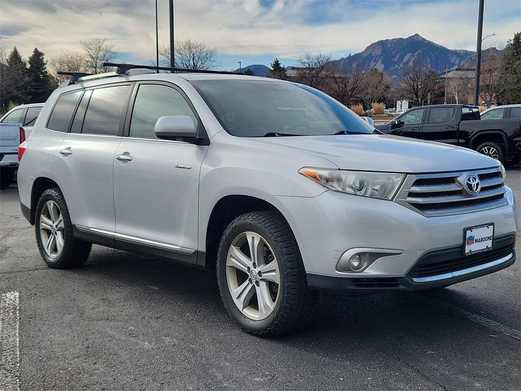 Used 2012 Toyota Highlander Limited V6 AWD SUV