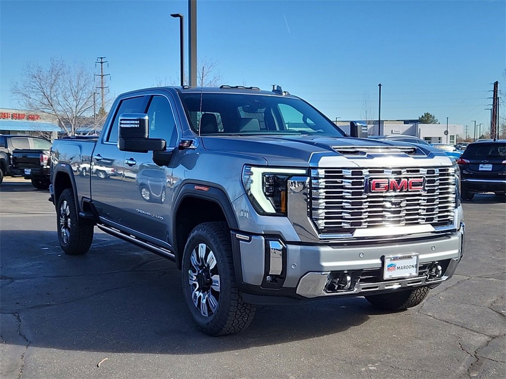 2025 Gmc Sierra 2500 HD Denali photo 2