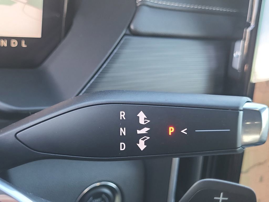 2026 GMC Acadia Elevation - Photo 19